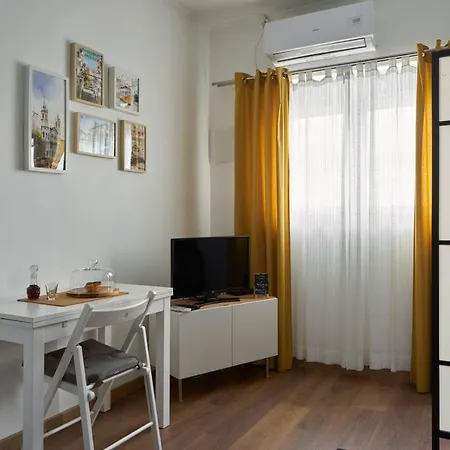 Апартаменты Cozy Alvalade